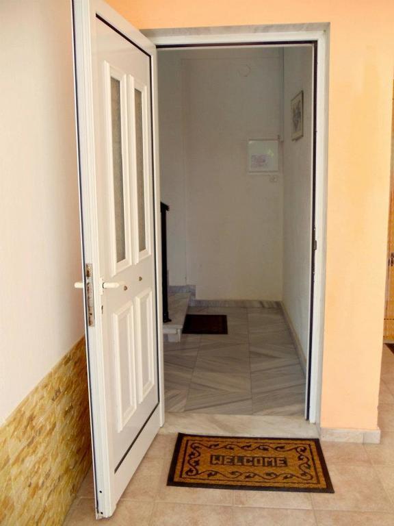 Socrates Apartments Олімпіакі-Акті Екстер'єр фото